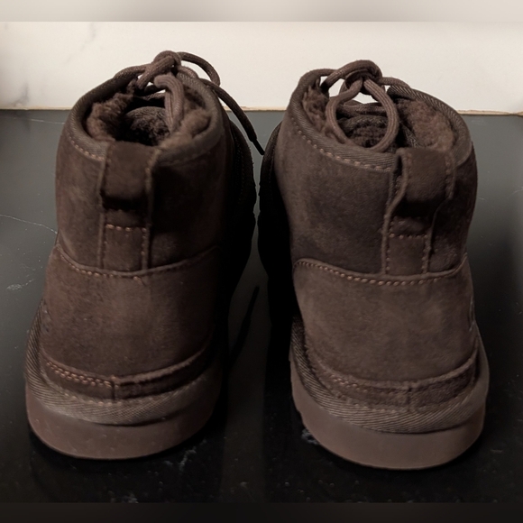 UGG® Neumel Chukka Boots Men\'s Size 7 (Wmn\'s 8.5) MSRP $149.99 main image 4